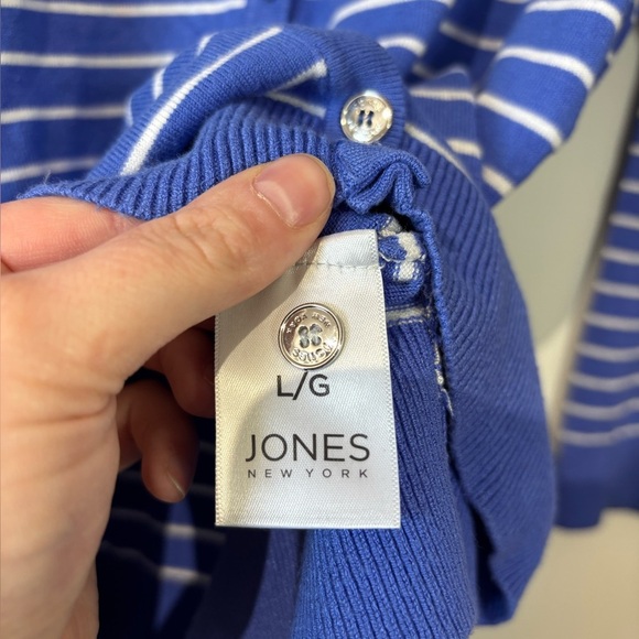🎉4/30$🎉 Jones New York Blue Striped Cardigan - L - Picture 3 of 4
